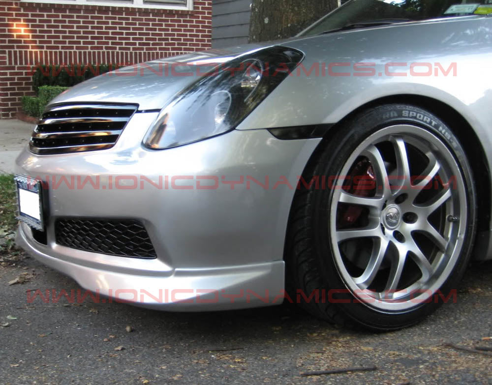 2005-2006 G35 Sedan emblemless grill.