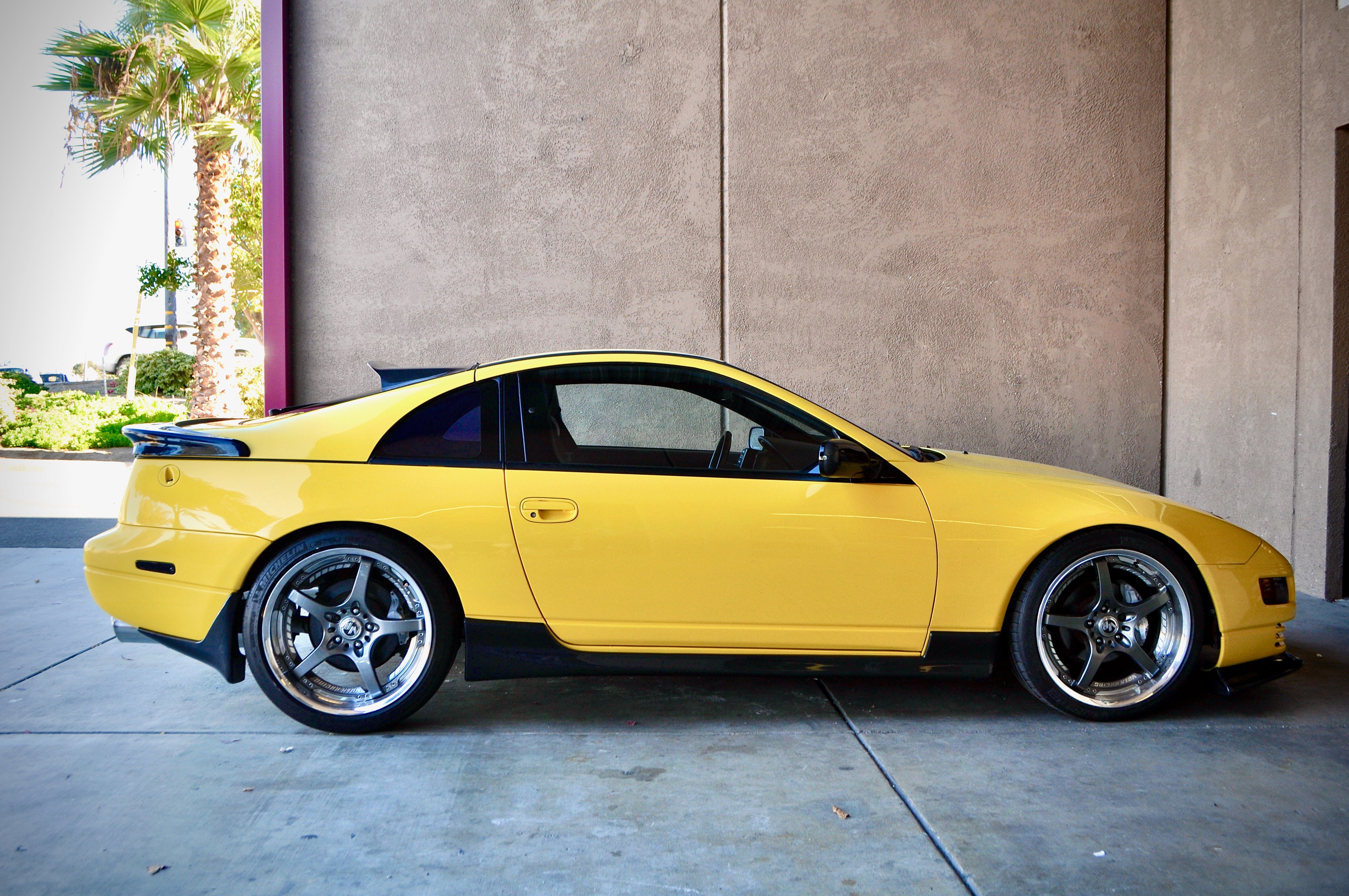 TAX REFUND SALE. 300zx 99 J spec replica side skirts for the 2+0 