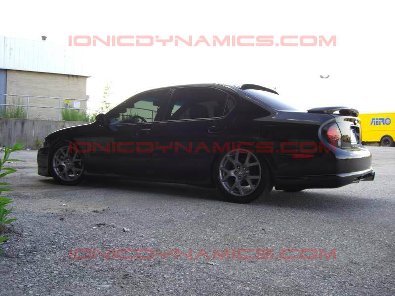 2000-2003 Nissan Maxima roof spoiler